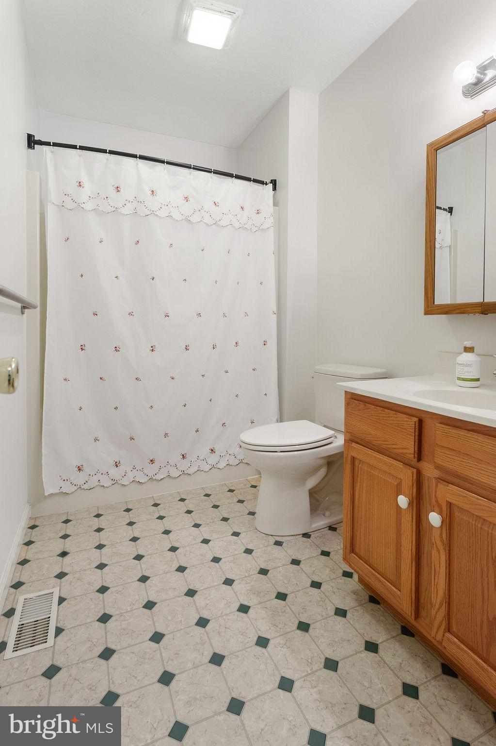 22 Center Street Hanover, PA 17331 - Photo 17 of 41