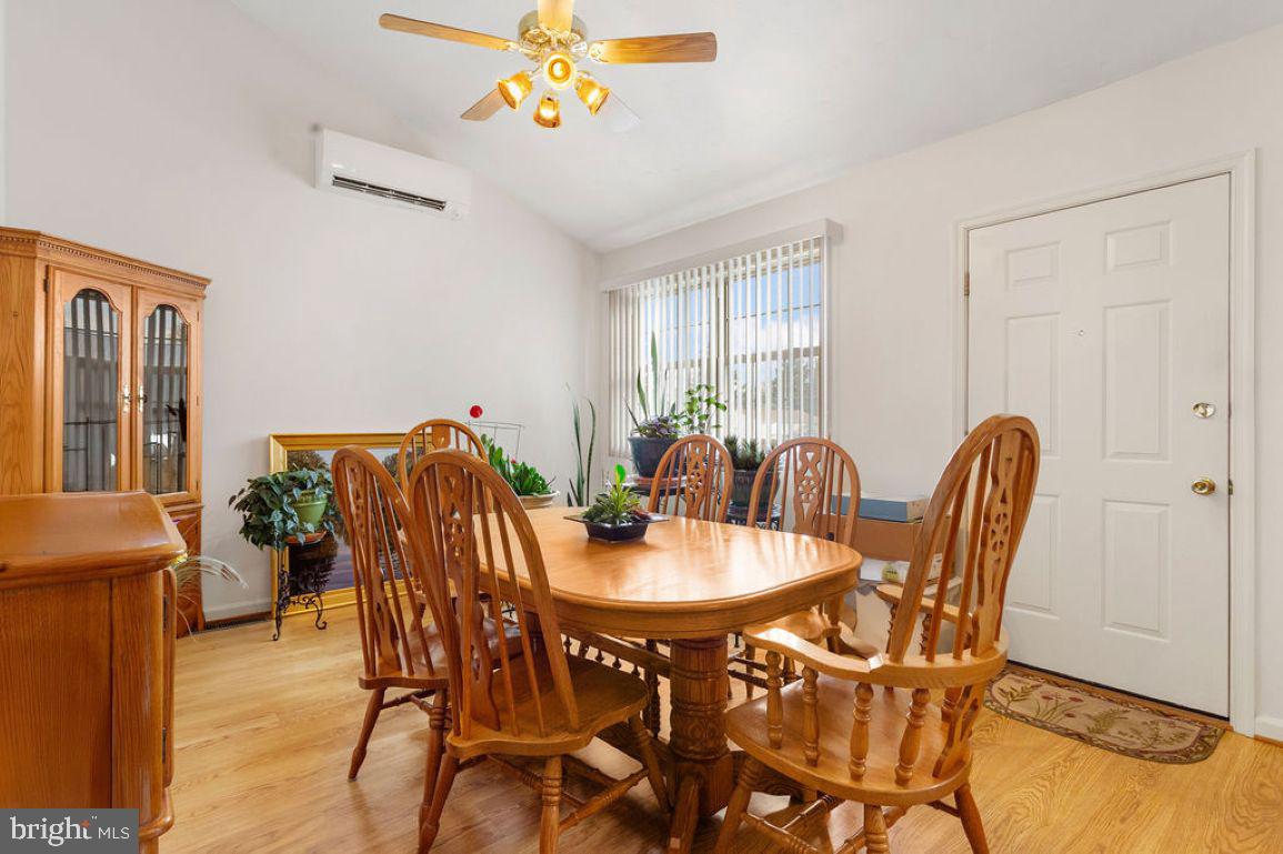 22 Center Street Hanover, PA 17331 - Photo 3 of 41