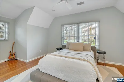$3,650,000 | 7 Deerhill Drive, Ho-Ho-Kus, NJ 07423