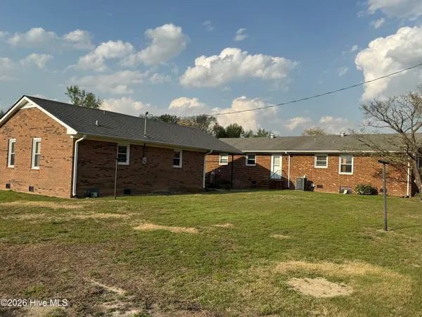 $260,000 | 2992 Cherry Lane, Kinston, NC 28504