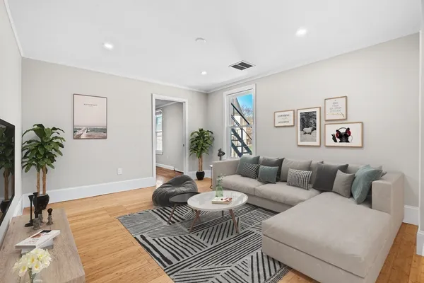 $1,199,000 | 16 Hawthorne Street, Boston, MA 02119