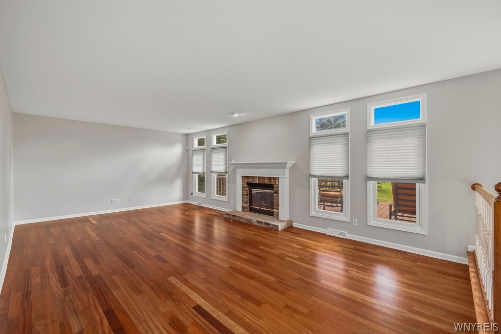 951 Robin Road Amherst, NY 14228 - Photo 3 of 47 Gallery Image 3