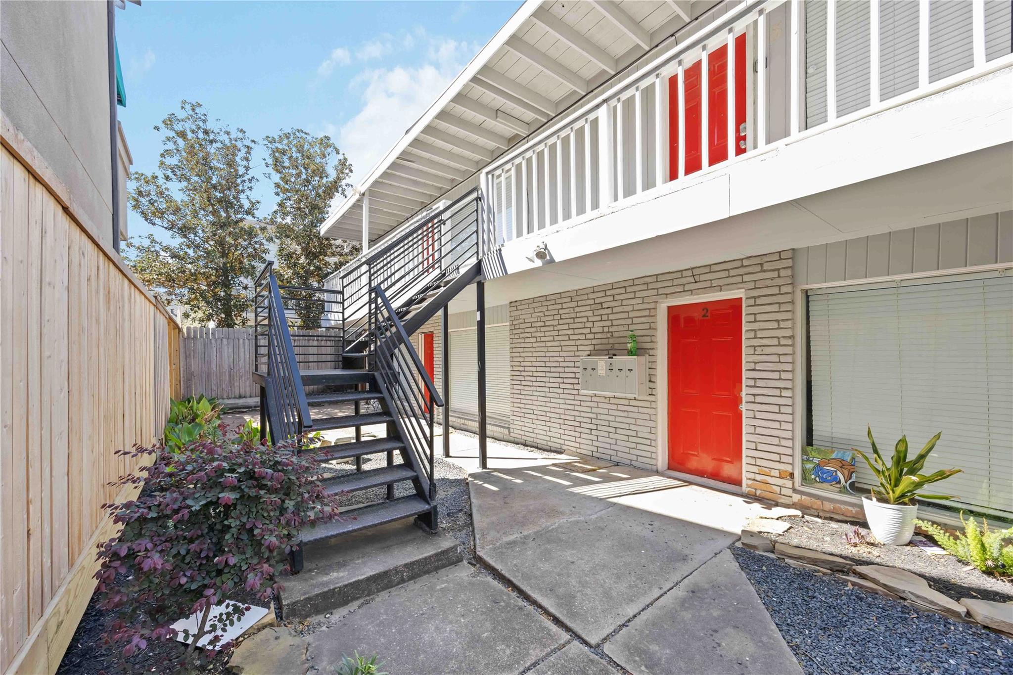 2218 Hazard Street, Unit 4 Houston, TX 77019 - Photo 1 of 16