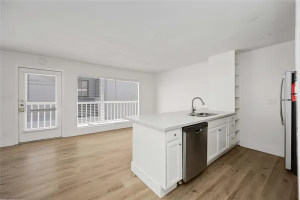 $1,400 | 2218 Hazard Street, Unit 4, Houston, TX 77019