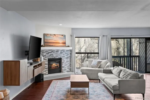 $415,000 | 6305 West 6th Avenue, Unit D16, Lakewood, CO 80214