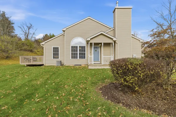 $317,000 | 25 Hamden Hills Drive, Unit 69, Hamden, CT 06518