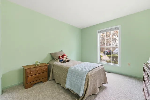 $389,900 | 25 Hamden Hills Drive, Unit 69, Hamden, CT 06518