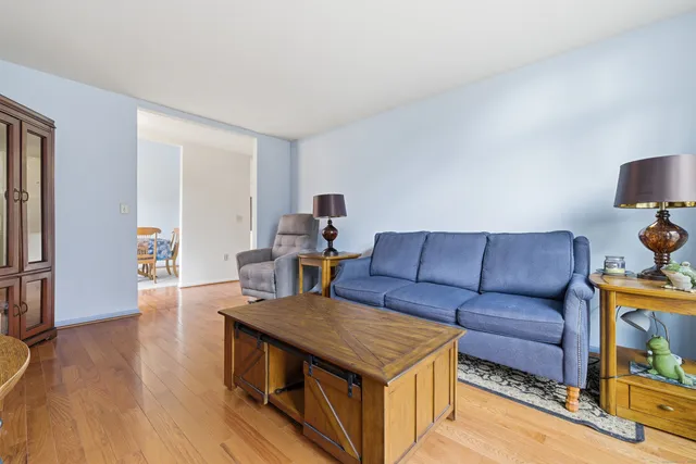 $389,900 | 25 Hamden Hills Drive, Unit 69, Hamden, CT 06518