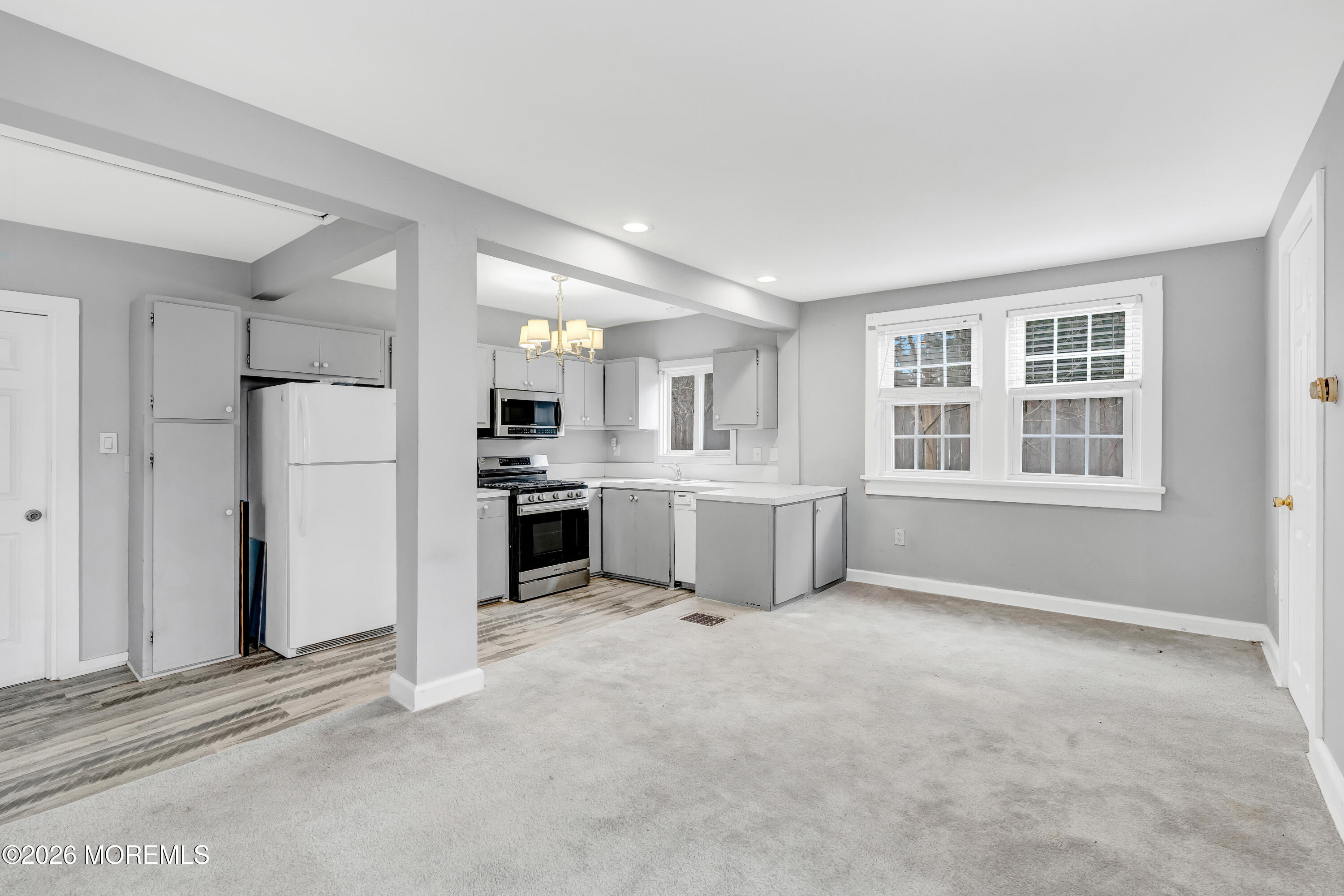 458 End Avenue Brick, NJ 08723 - Photo 14 of 28 028