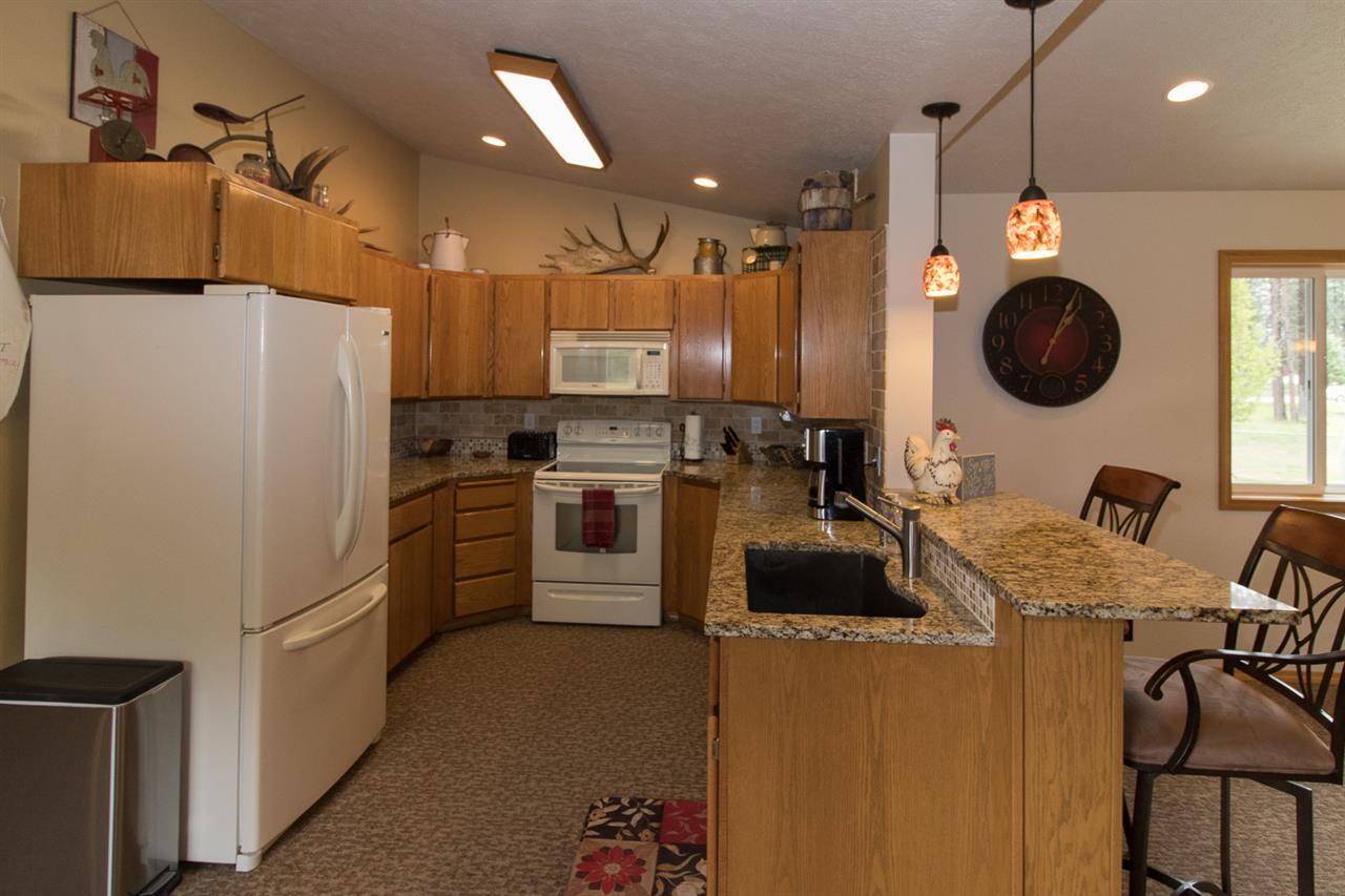 207 West Montgomery Road Deer Park, WA 99006 - Photo 4 of 18 Gallery Image 4