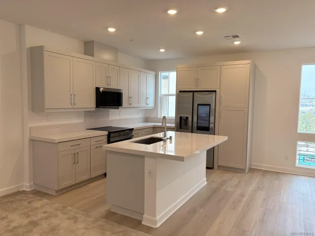 $3,995 | 432 Caliper Way, San Marcos, CA 92078