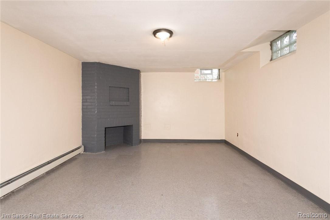 5769 Harvard Road Detroit, MI 48224 - Photo 9 of 9 6D6A1648.jpg