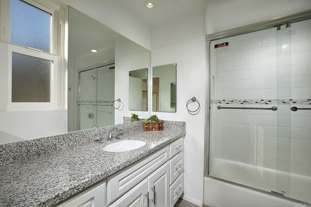 542 Gardendale Road Encinitas, CA 92024 - Photo 11 of 26