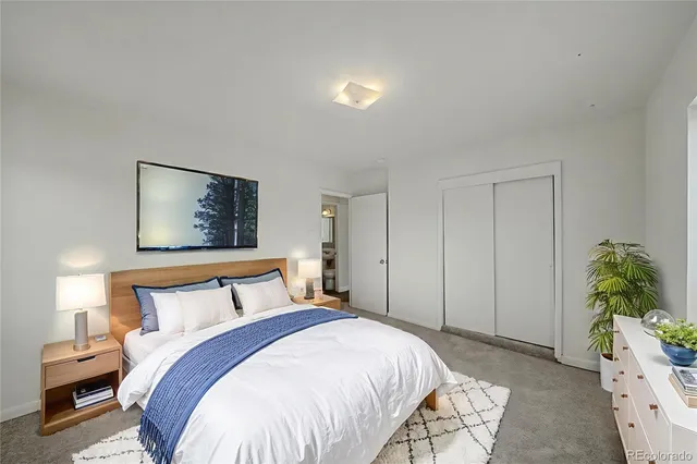 $3,095 | 5055 East Dartmouth Avenue, Denver, CO 80222