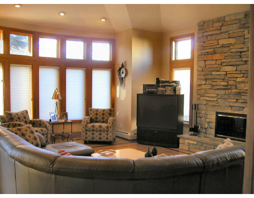 7 Ida Road Marblehead, MA 01945 - Photo 13 of 16 a living room with furniture and a fireplace