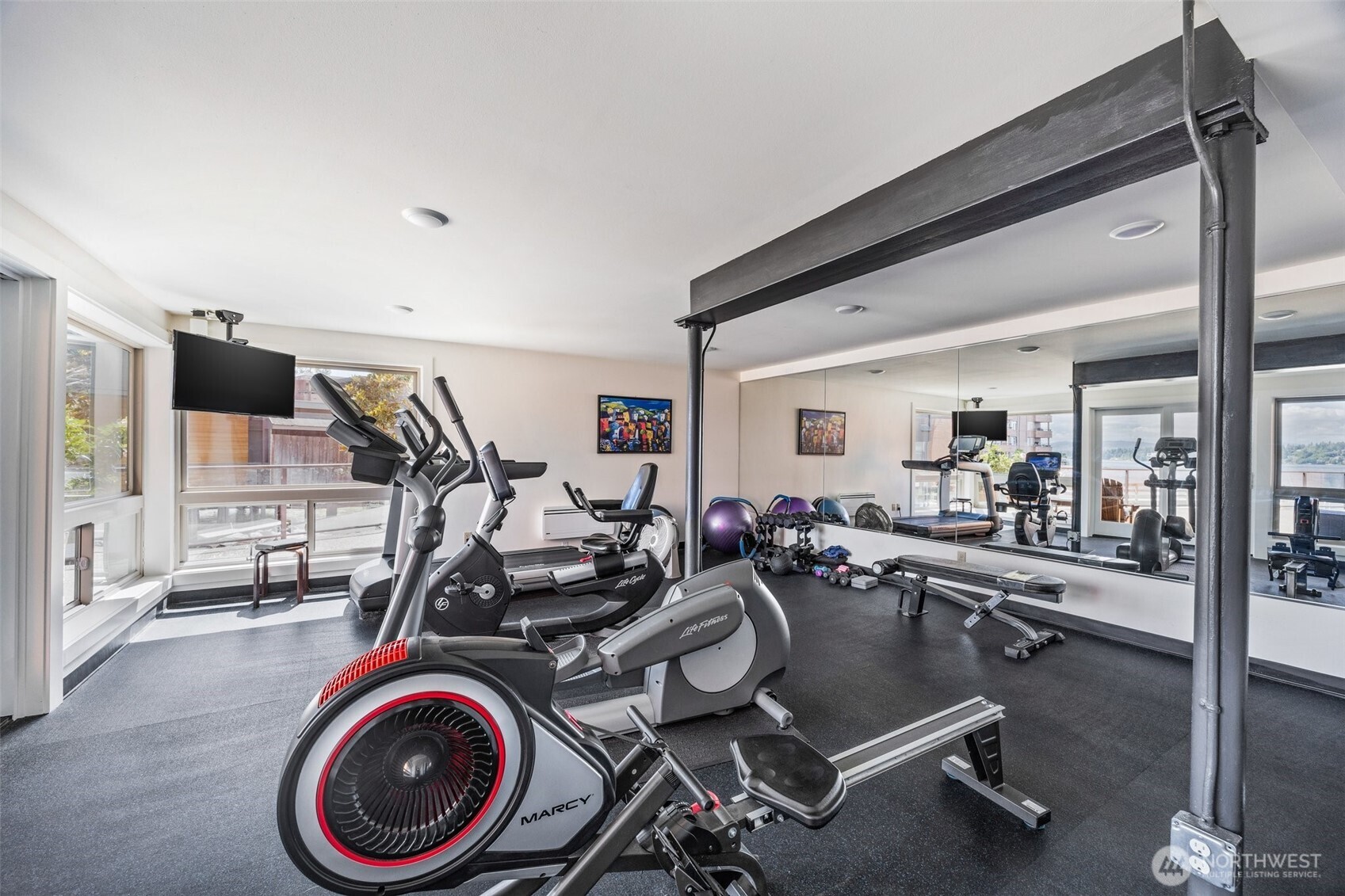 2360 43rd Avenue East, Unit 404 Seattle, WA 98112 - Photo 23 of 39