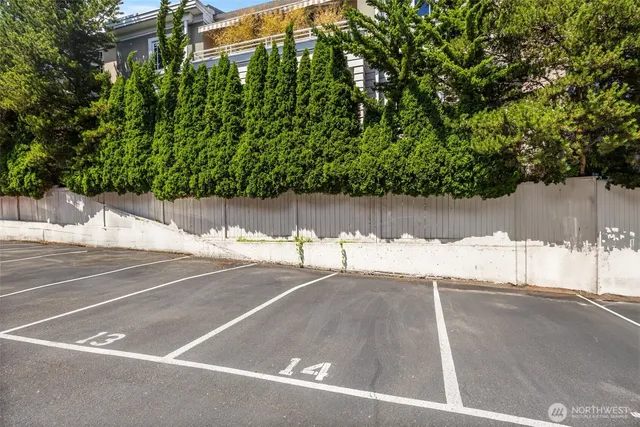 $699,000 | 2360 43rd Avenue East, Unit 404, Seattle, WA 98112