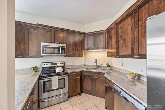 $699,000 | 2360 43rd Avenue East, Unit 404, Seattle, WA 98112