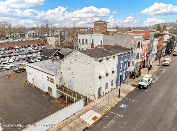 $925,000 | 336 Warren Street, Hudson, NY 12534