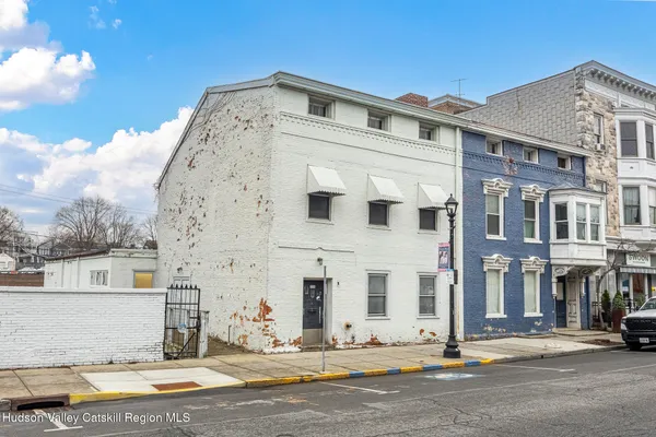 $925,000 | 336 Warren Street, Hudson, NY 12534