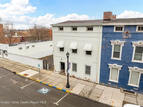 $925,000 | 336 Warren Street, Hudson, NY 12534