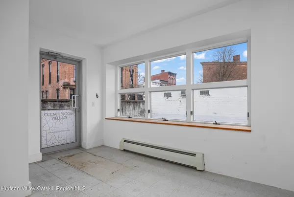 $925,000 | 336 Warren Street, Hudson, NY 12534