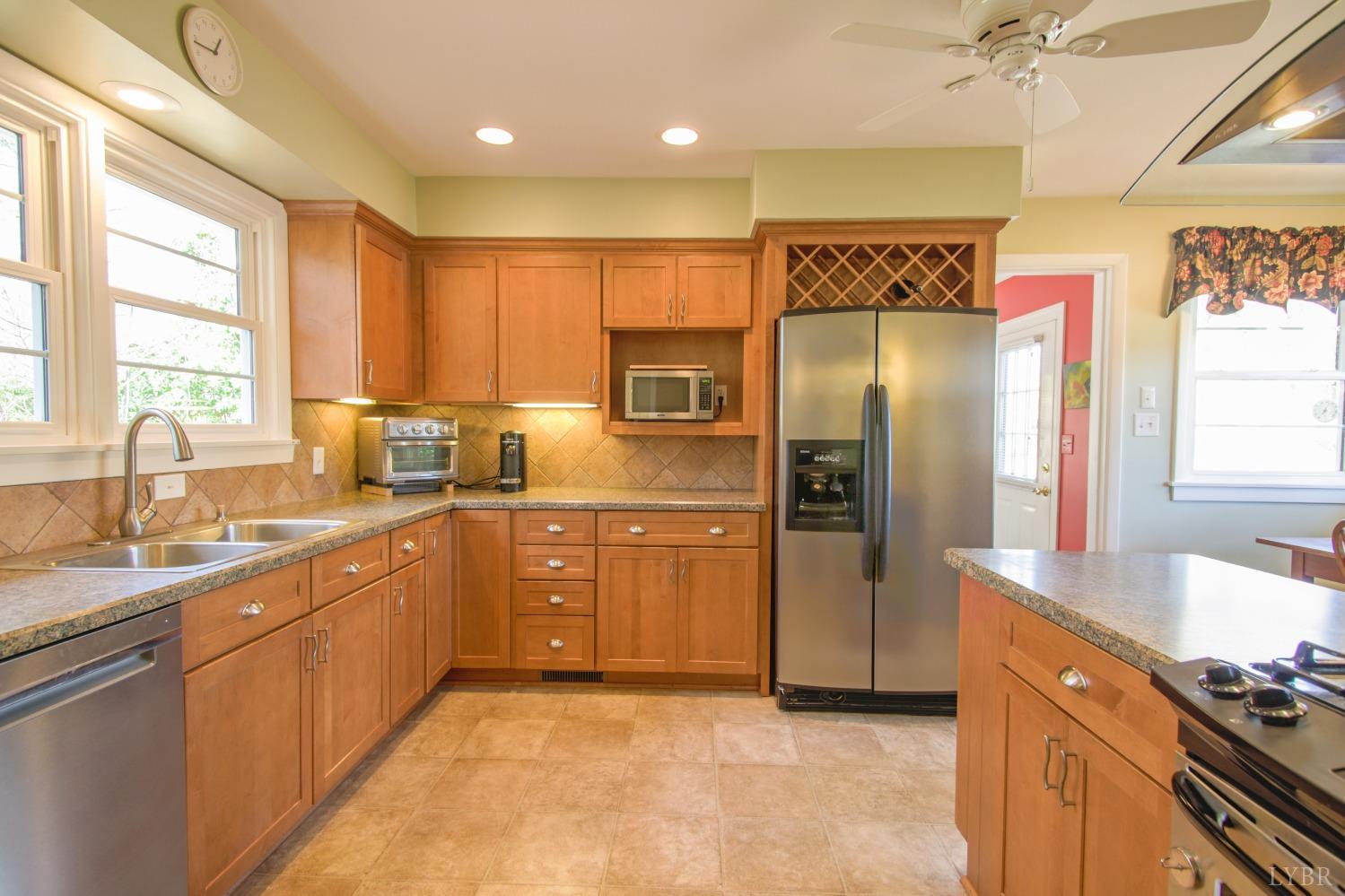4611 Fieldale Road Lynchburg, VA 24503 - Photo 24 of 64 Gallery Image 24