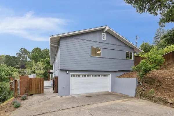 $1,995,000 | 290 Stuyvesant Drive, San Anselmo, CA 94960