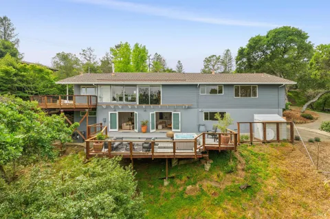 $1,995,000 | 290 Stuyvesant Drive, San Anselmo, CA 94960