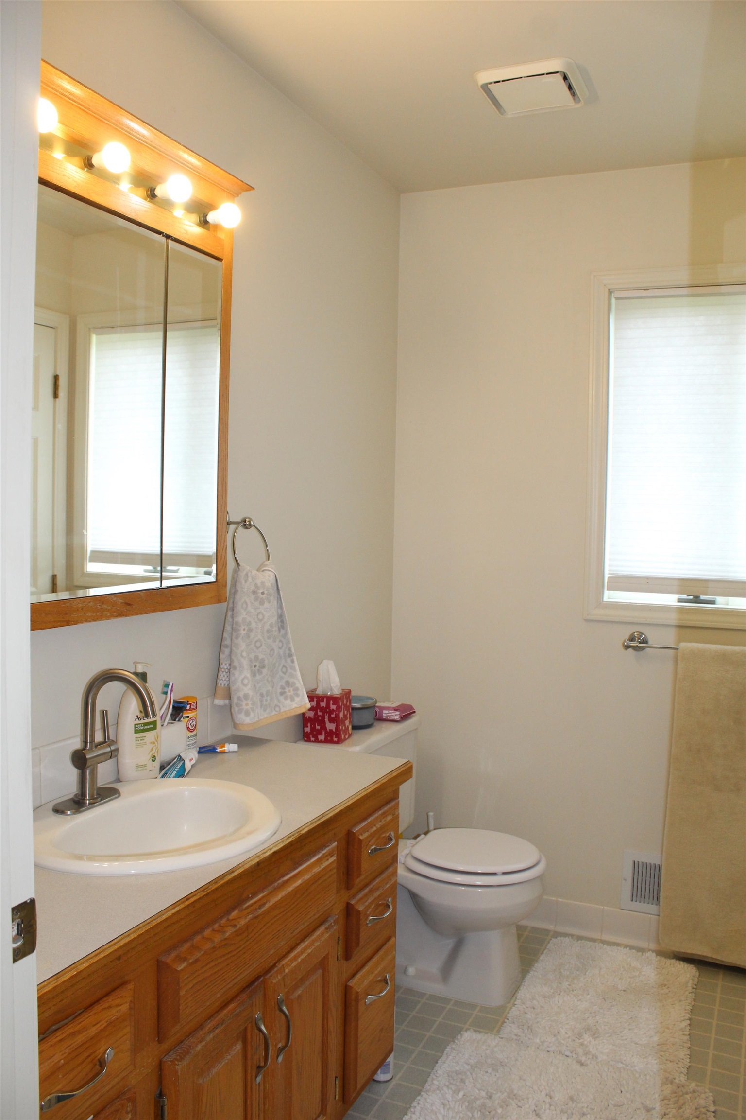 9421 Elms Road Clio, MI 48420 - Photo 18 of 38 50115650-17.JPG