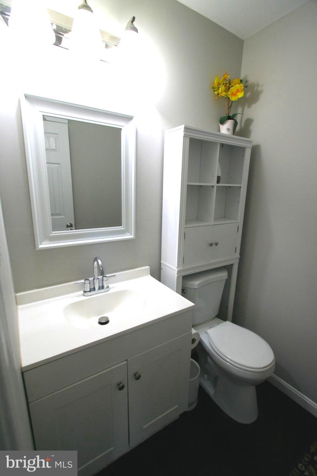 13017 Broadmore Road Silver Spring, MD 20904 - Photo 12 of 79 Powder Room Main Level