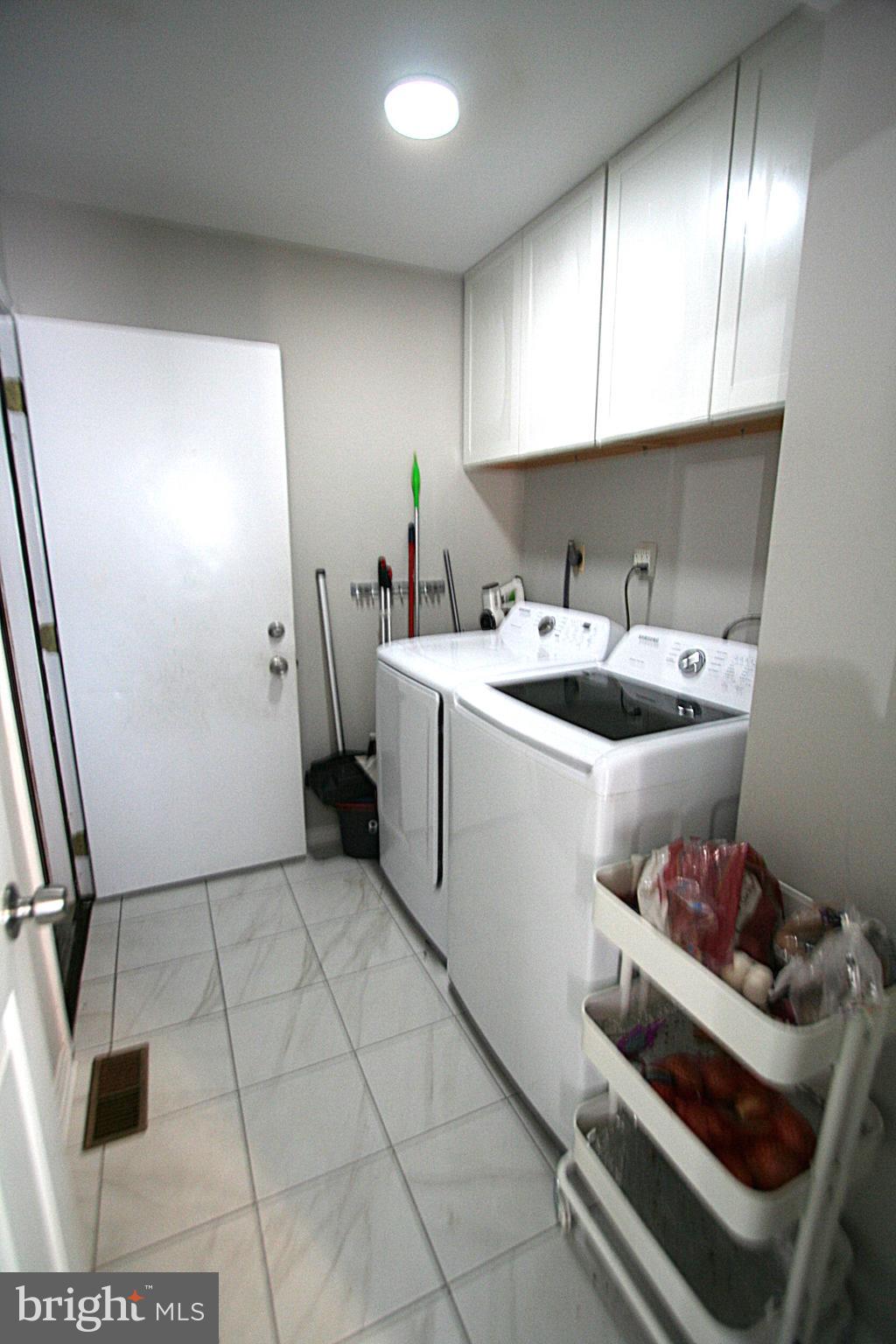 13017 Broadmore Road Silver Spring, MD 20904 - Photo 21 of 79 Laundry Room with exit to Garage