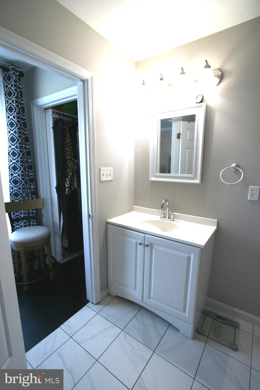 13017 Broadmore Road Silver Spring, MD 20904 - Photo 39 of 79 Primary Bath