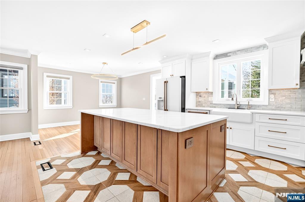 85 Orchard Road Chatham, NJ 07928 - Photo 11 of 50