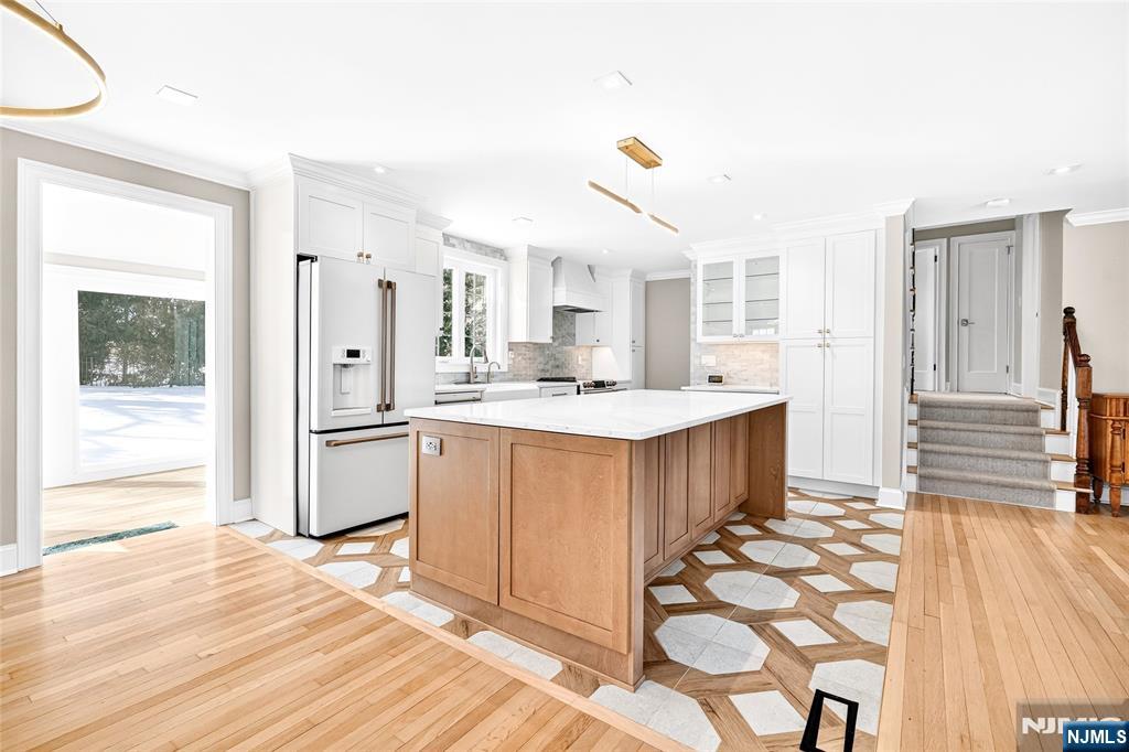 85 Orchard Road Chatham, NJ 07928 - Photo 12 of 50