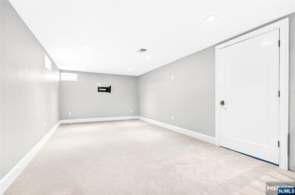 85 Orchard Road Chatham, NJ 07928 - Photo 45 of 50