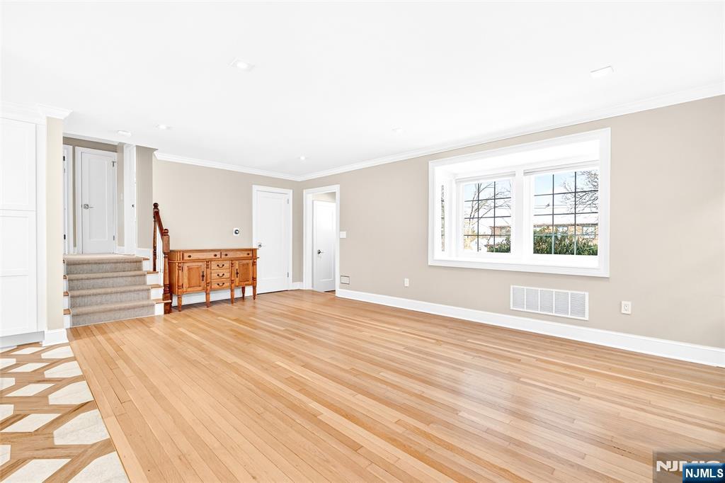 85 Orchard Road Chatham, NJ 07928 - Photo 7 of 50