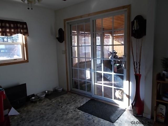 111 Evans Road Rotterdam, NY 12306 - Photo 5 of 24 Photo 5