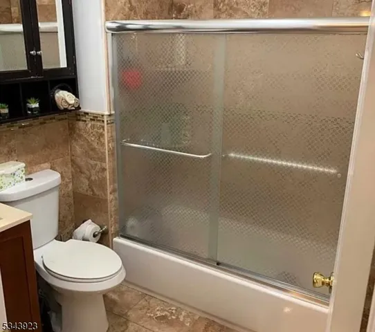 $3,300 | 442 Morrissee Avenue, Unit 2, Haledon, NJ 07508