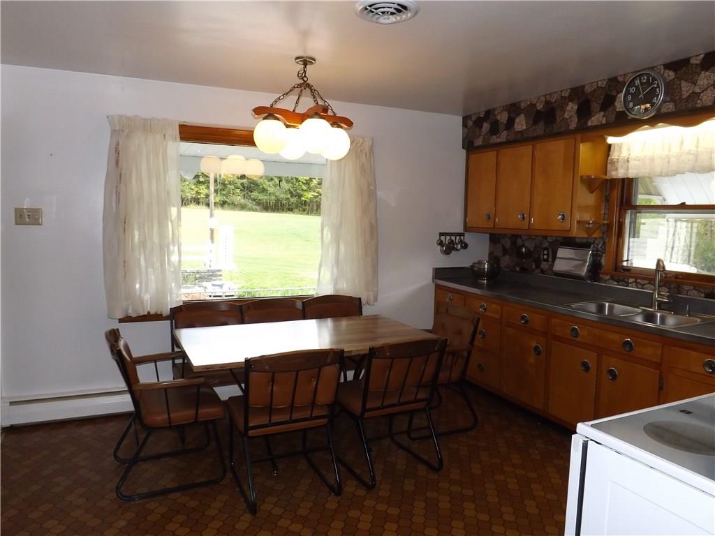 4800 Howes Run Road Natrona Heights, PA 15065 - Photo 8 of 18