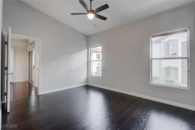 $317,500 | 2305 West Horizon Ridge Parkway, Unit 3921, Henderson, NV 89052