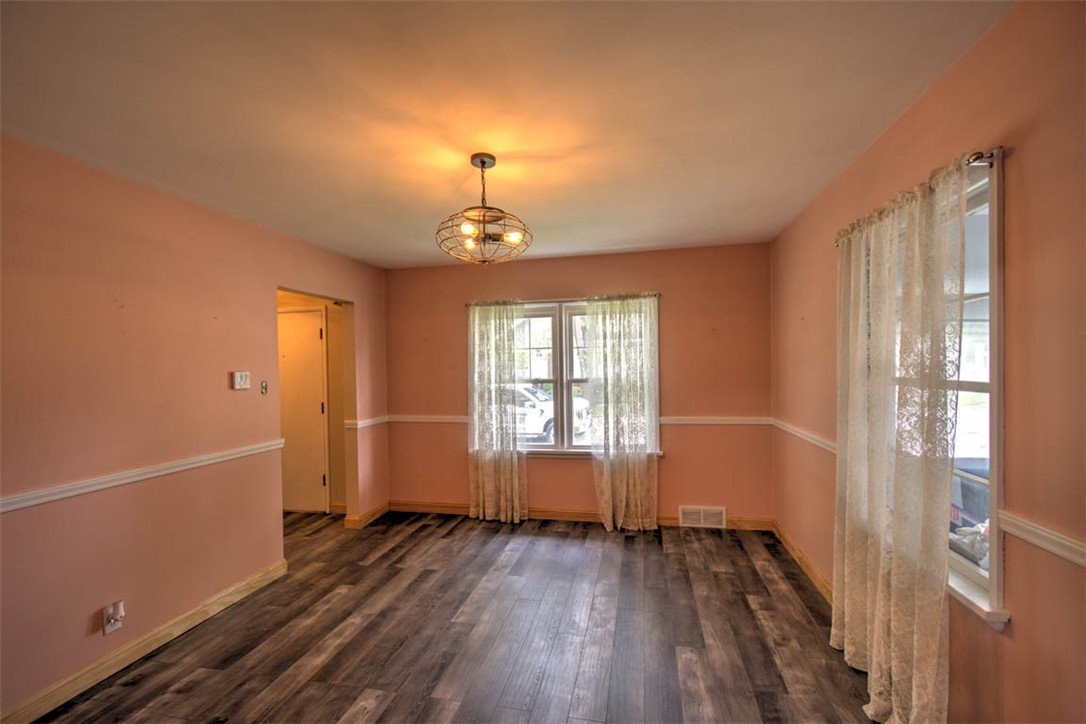 405 South Dennis Avenue Decatur, IL 62522 - Photo 12 of 27