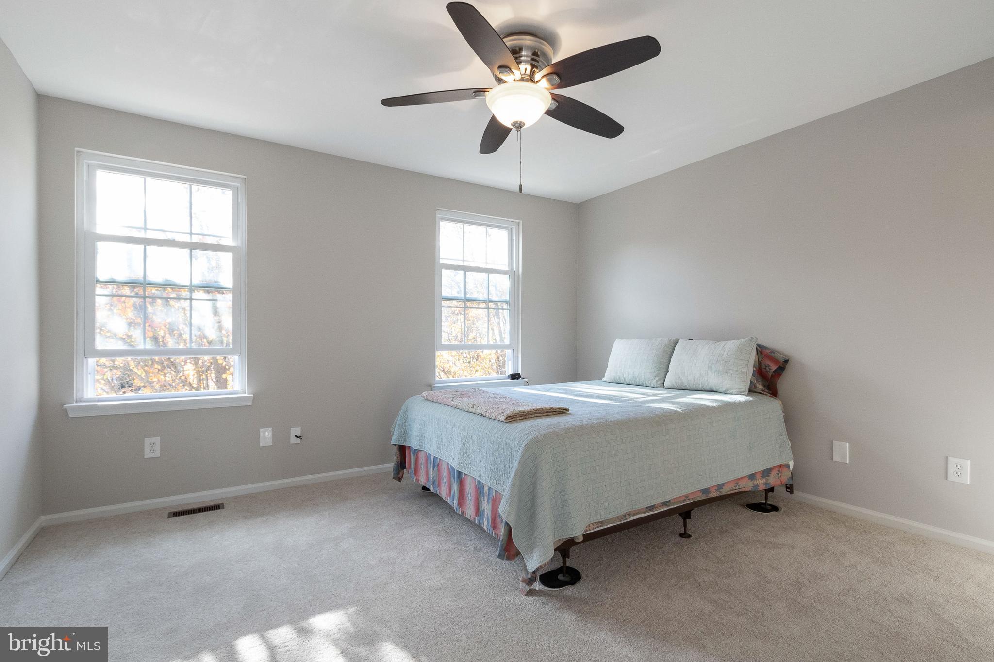 14810 Basingstoke Loop Centreville, VA 20120 - Photo 17 of 43