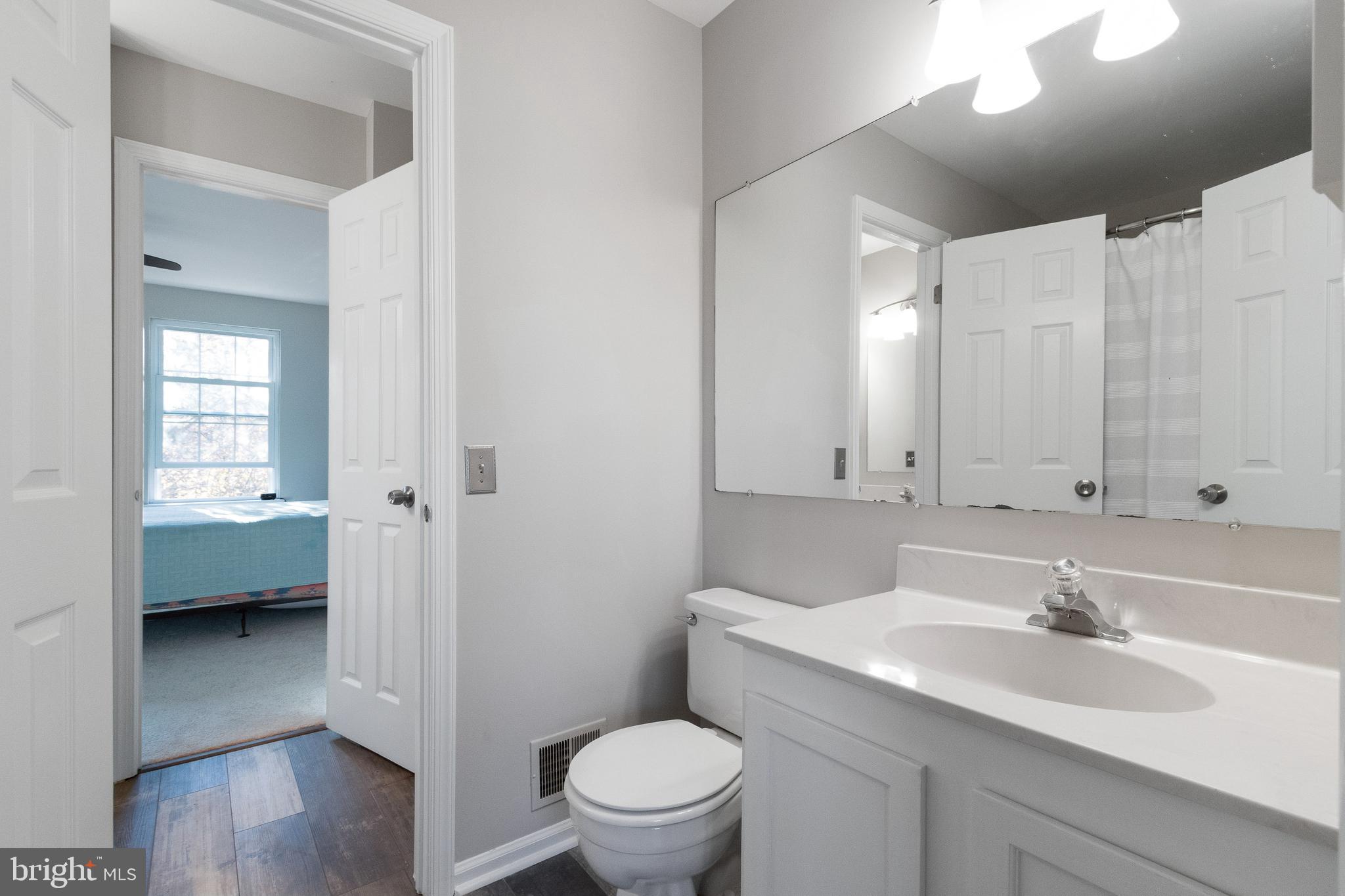 14810 Basingstoke Loop Centreville, VA 20120 - Photo 20 of 43