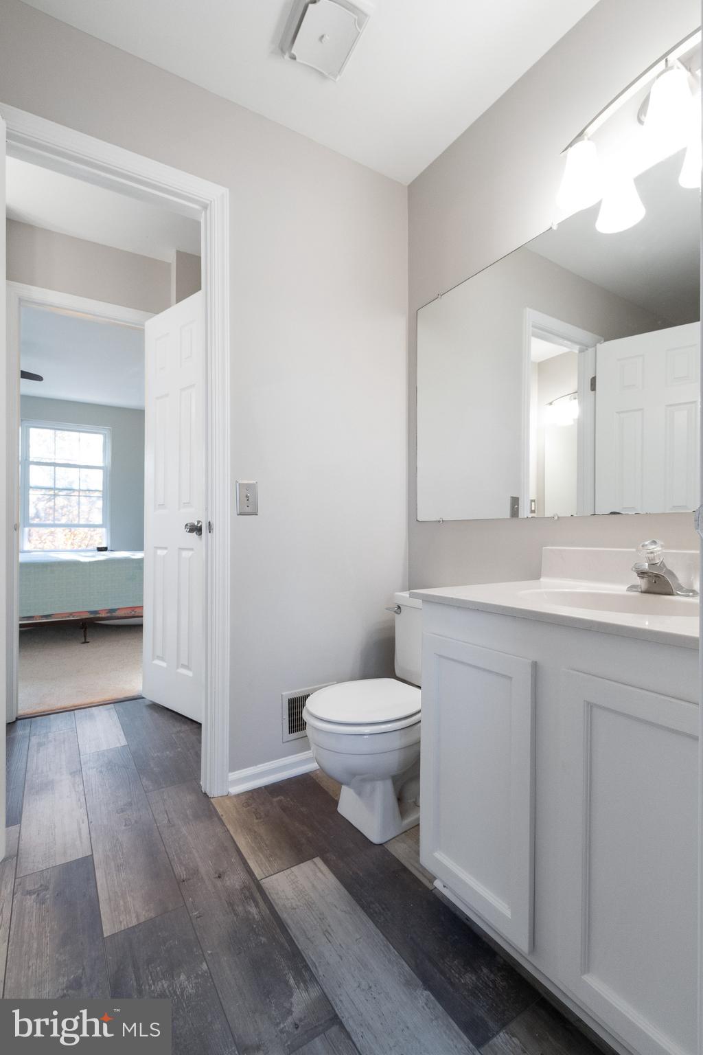 14810 Basingstoke Loop Centreville, VA 20120 - Photo 21 of 43