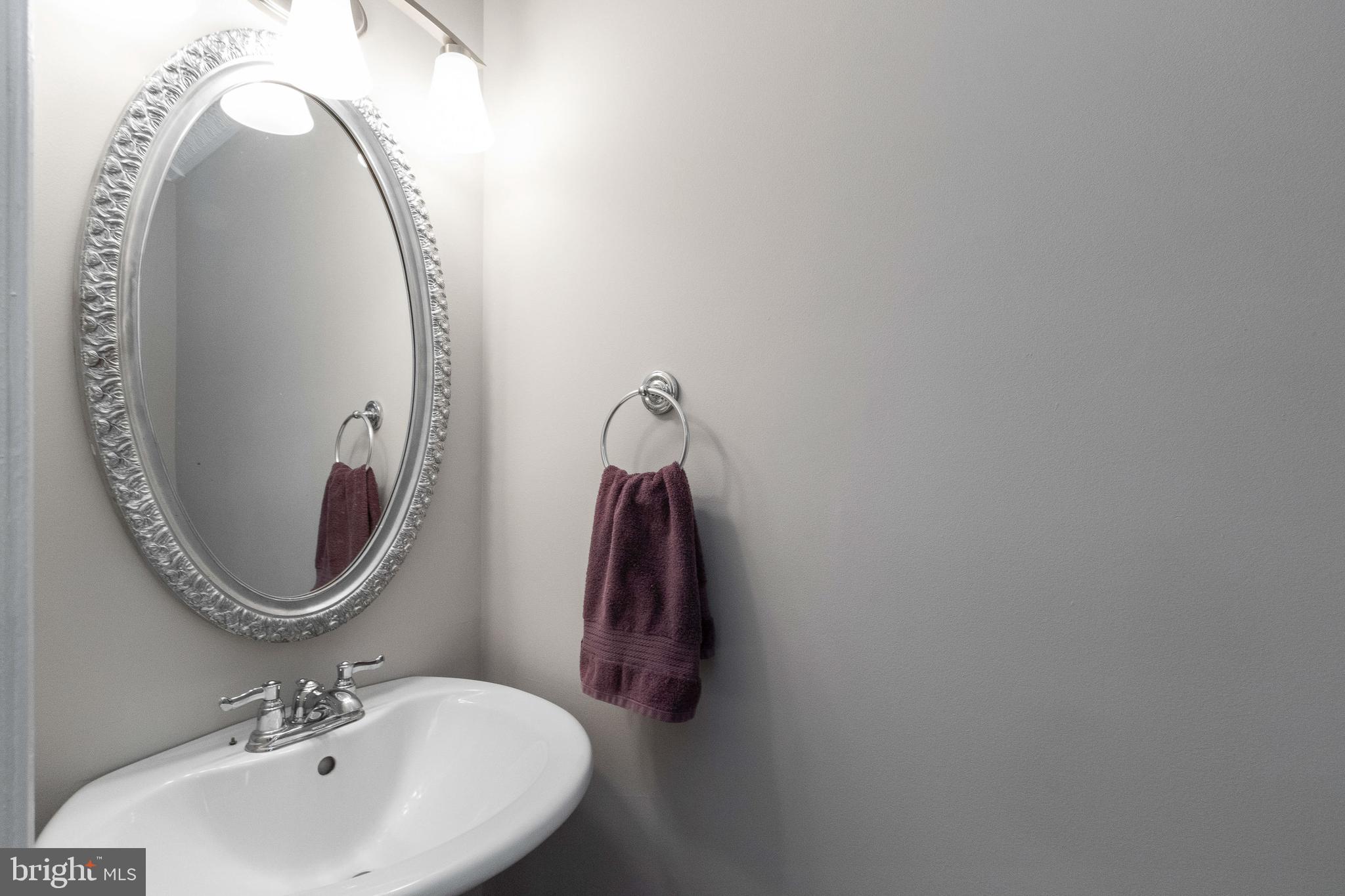 14810 Basingstoke Loop Centreville, VA 20120 - Photo 9 of 43