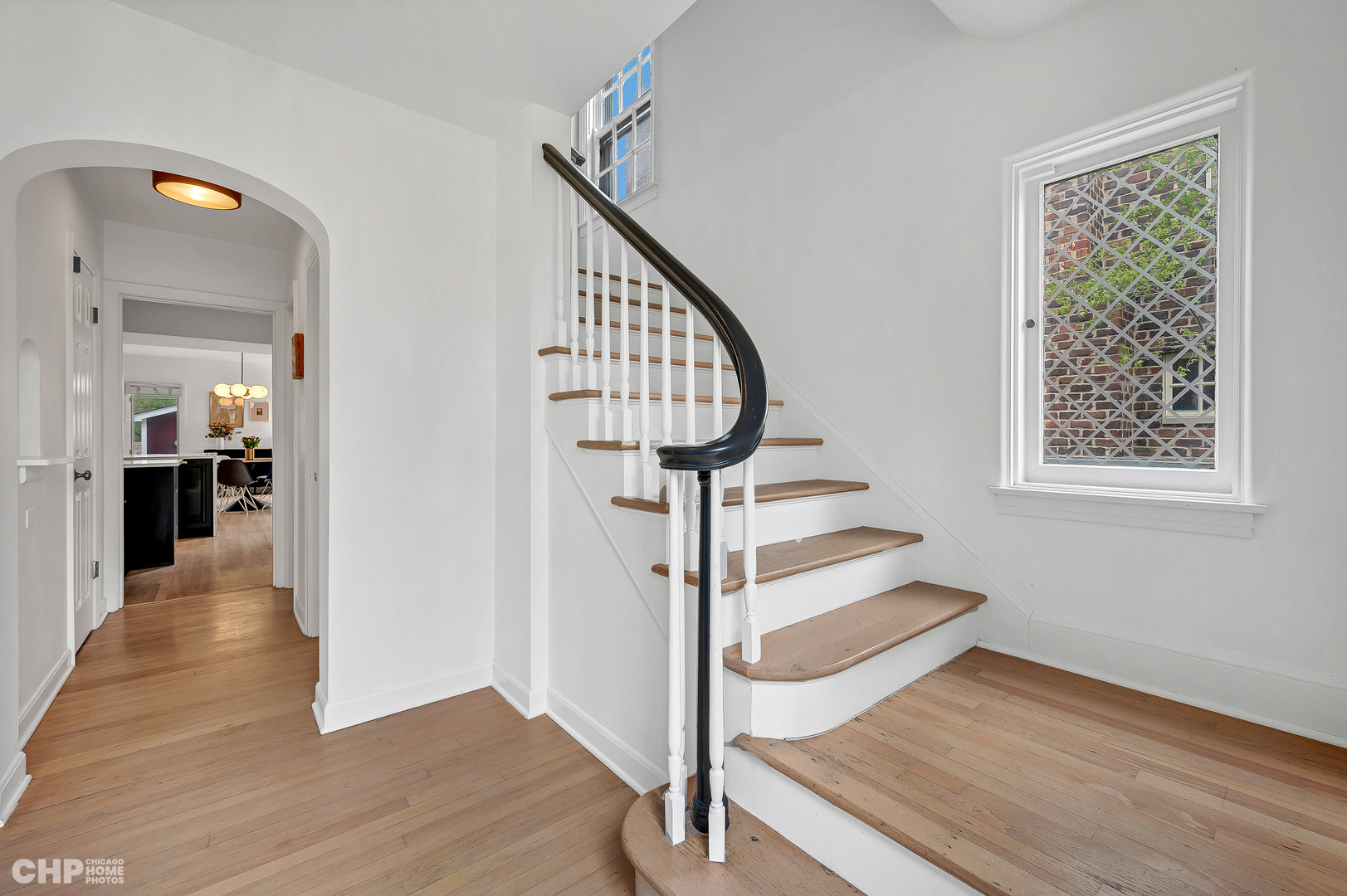 316 Nuttall Road Riverside, IL 60546 - Photo 3 of 40 a view of entryway with wooden floor