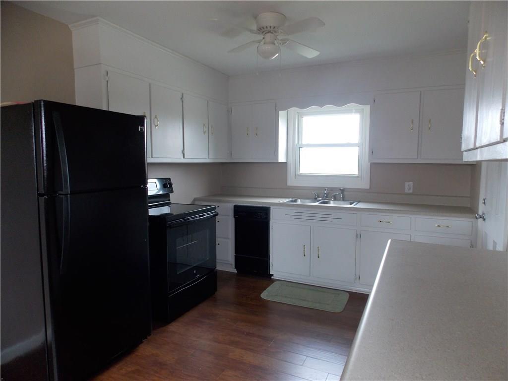 4020 Beach Road Hudson, NC 28638 - Photo 3 of 18