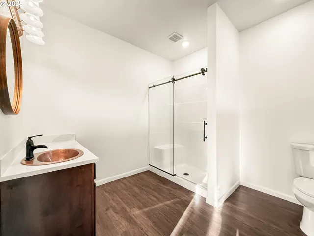 $1,350,000 | 46131 Snake River Road, Richland, OR 97870