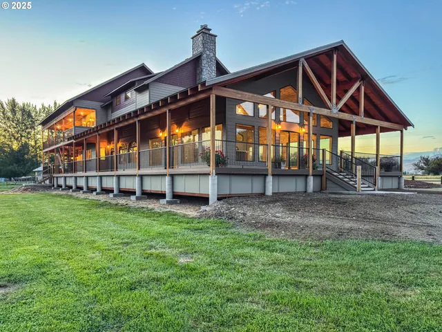 $1,350,000 | 46131 Snake River Road, Richland, OR 97870